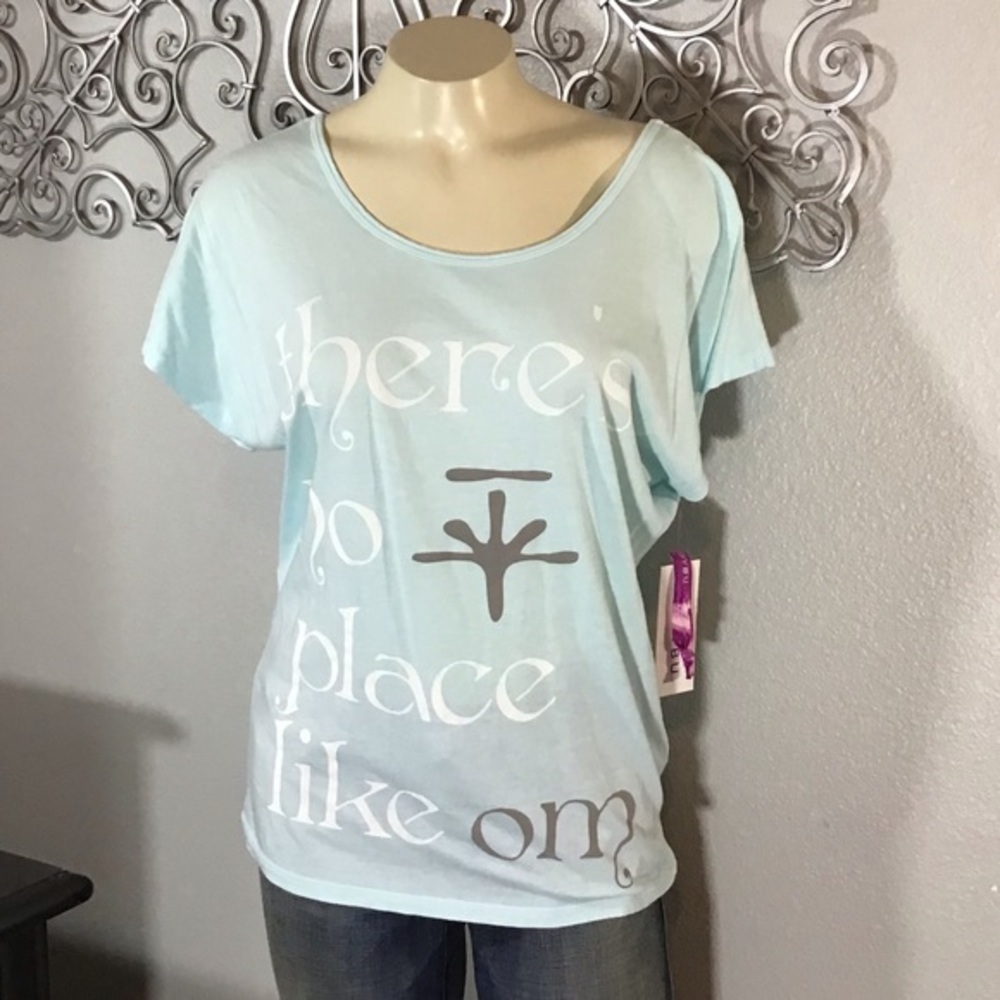 Soybu Echo Graphic Yoga Shirt